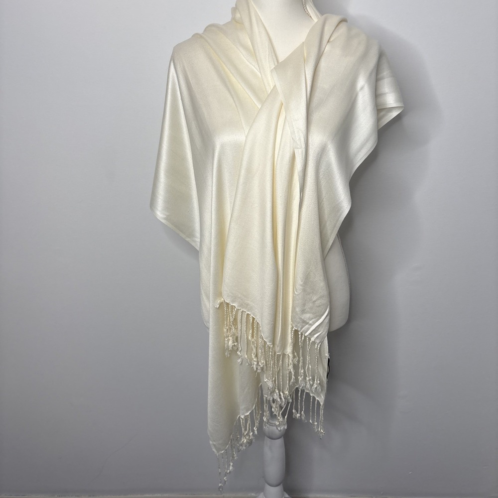 Nine West Rectangular Scarf 23x40" Tasseled Wrap Spring Layering Easter Church